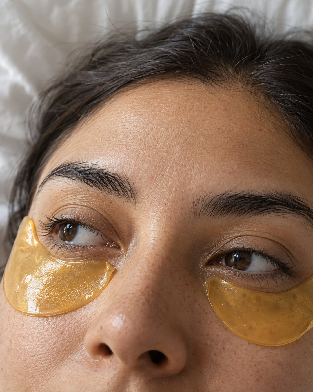 Parches de hidrogel para ojos con vitamina C